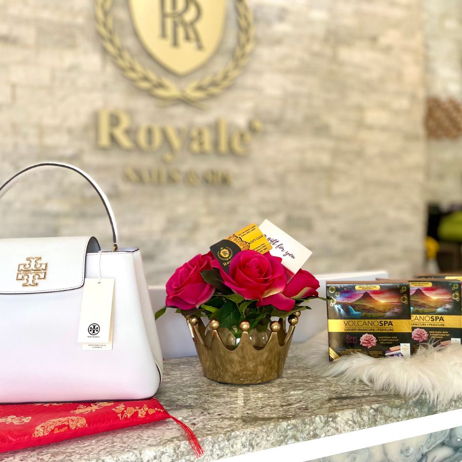 ROYALE' NAILS SPA - CUMMING