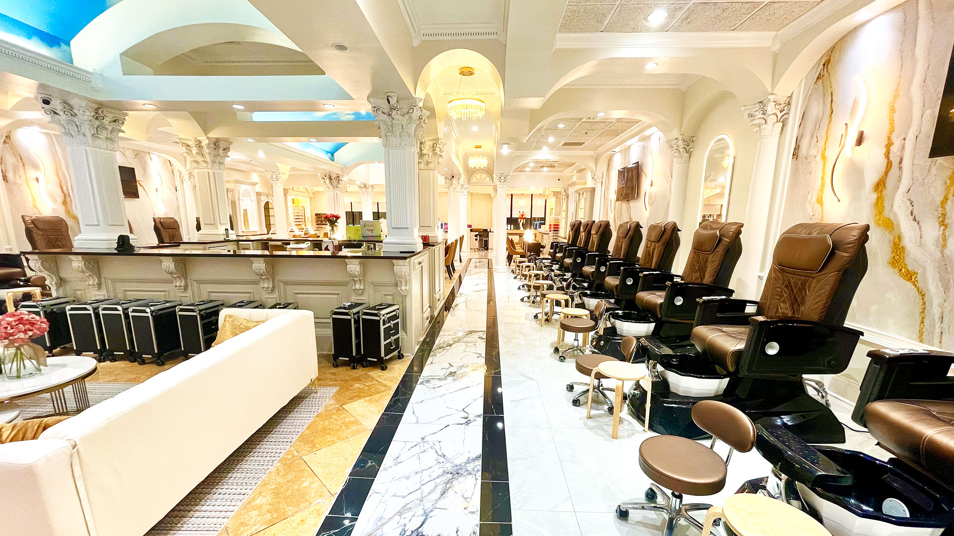 ROYALE' NAILS SPA - CUMMING